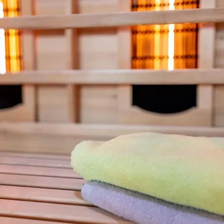 Mit Whirlpool, Infrarot-sauna & Schwarzwaldblick Hausach