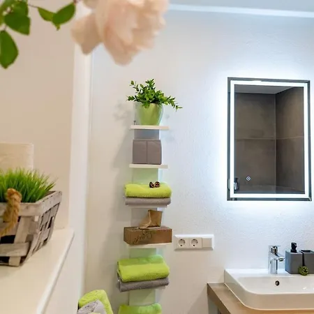 Appartement Mit Whirlpool, Infrarot-sauna & Schwarzwaldblick