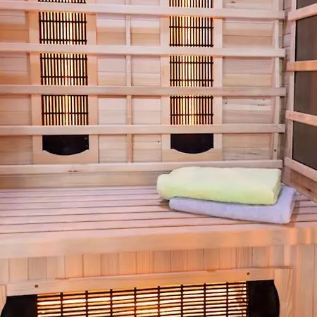 Appartement Mit Whirlpool, Infrarot-sauna & Schwarzwaldblick *