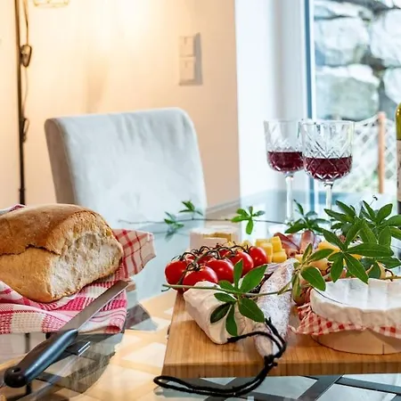 Mit Whirlpool, Infrarot-sauna & Schwarzwaldblick Hausach